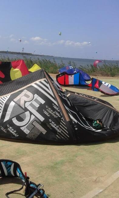 sprzedam latawiec Fone Revolt 13m2