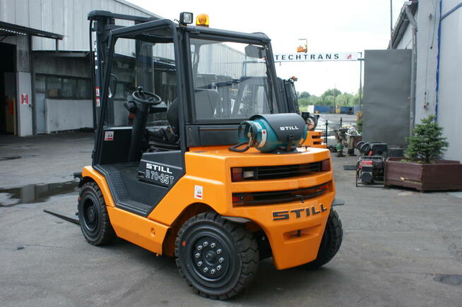 elektryczny wózek widłowy używany Still EXV TRIPLEX maszt