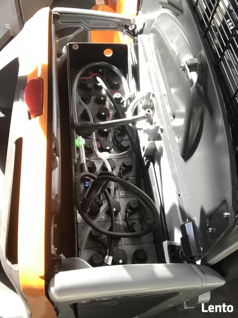 elektryczny wózek widłowy używany Still EXV TRIPLEX maszt