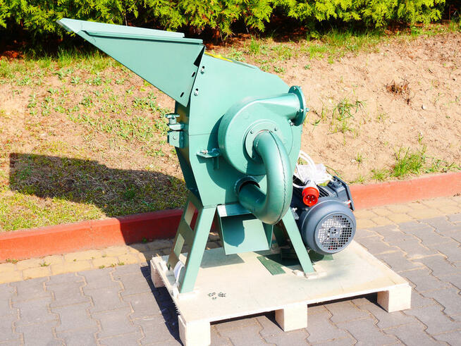 Peleciarka 22 kW słoma siano trociny młyn bijakowy SZKOLENIE