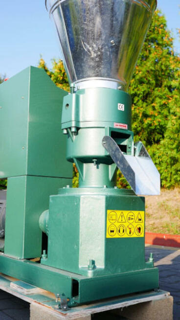 Peleciarka 7,5 kW młyn bijakowy słoma siano SZKOLENIE