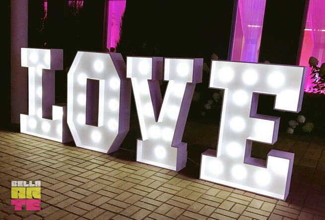 Napis Love na wesele Inowrocław Bydgoszcz Toruń