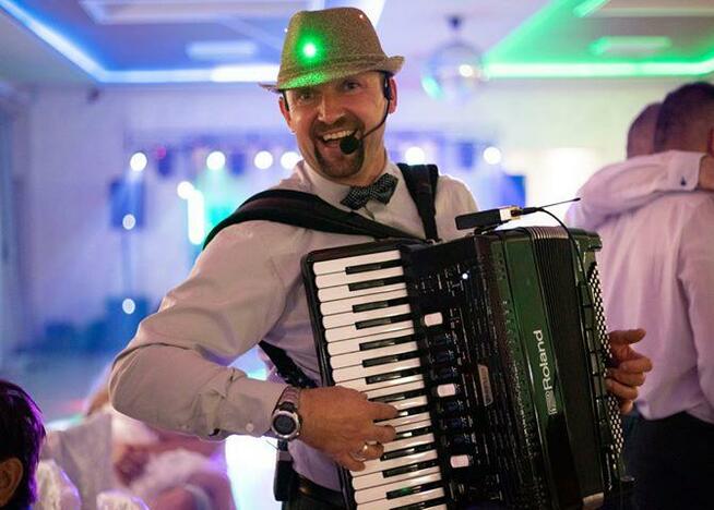 Zespół muzyczny RETRO 432Hz - Zespół na wesele - Dęblin