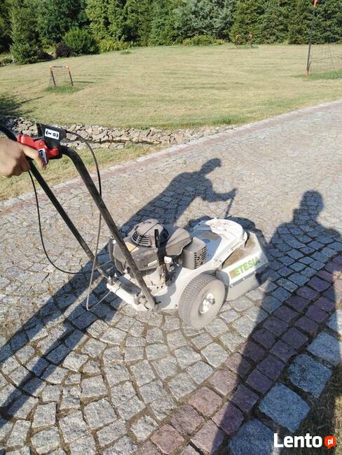 Odchwaszczarka do bruków i chodników