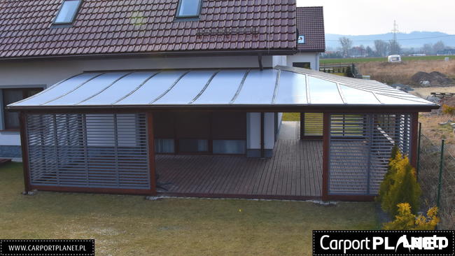 Zadaszenie tarasu z poliwęglanu pergola tarasowa drewniana