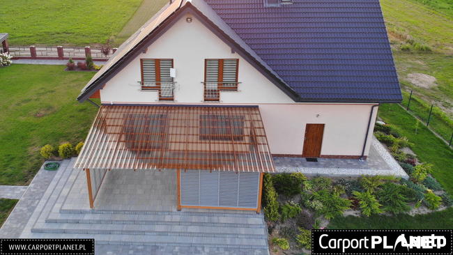 Zadaszenie tarasu z poliwęglanu pergola tarasowa drewniana