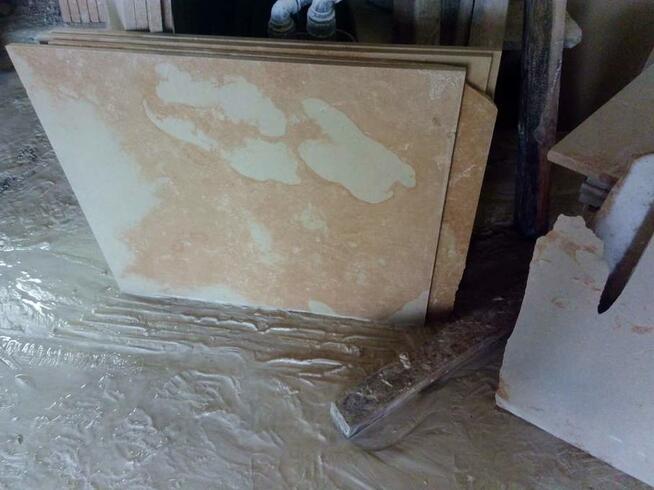 Płyty z kamienia naturalnego do salonu kuchni pokoju