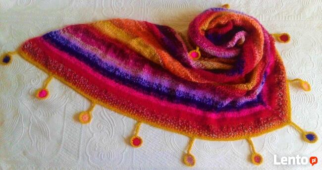 Duża chusta robiona na drutach- Astry- na zamówienie