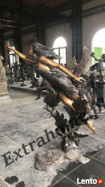 Figura z brązu. Thick Lady , Nowoczesna Kobieta, Rzeźba z br