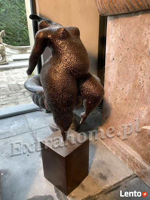 Figura z brązu. Thick Lady , Nowoczesna Kobieta, Rzeźba z br