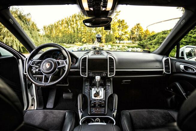 Wynajem na ślub Porsche Carrera 911 / Cayenne