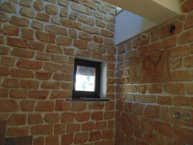 Kamień ozdobny dekoracyjny na ściany domu salonu kuchni