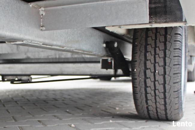 przyczepa gastronomiczna food truck handlowa mobilny caterin