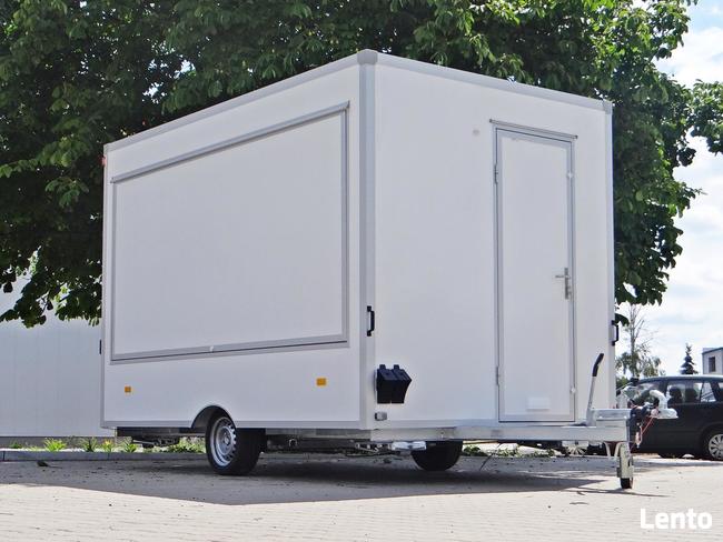 przyczepa gastronomiczna food truck handlowa mobilny caterin