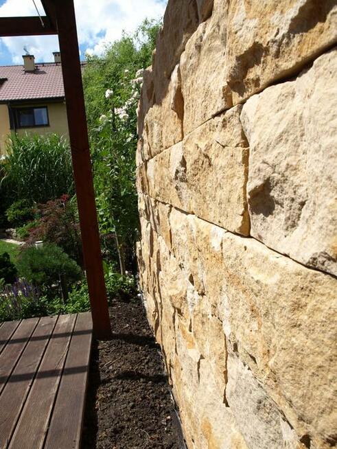 Kamień dekoracyjny do ogrodu