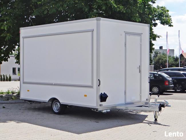 przyczepa gastronomiczna food truck handlowa mobilny caterin