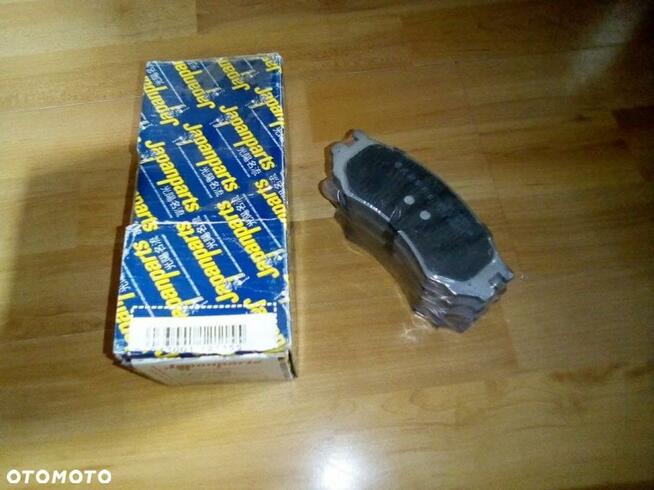 KLOCKI HAMULCOWE Przod NISSAN PRIMERA P10 2.0 D