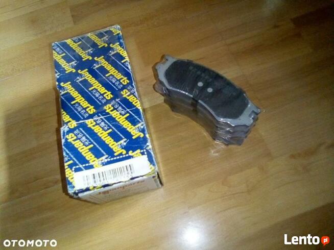 KLOCKI HAMULCOWE Przod NISSAN PRIMERA P10 2.0 D