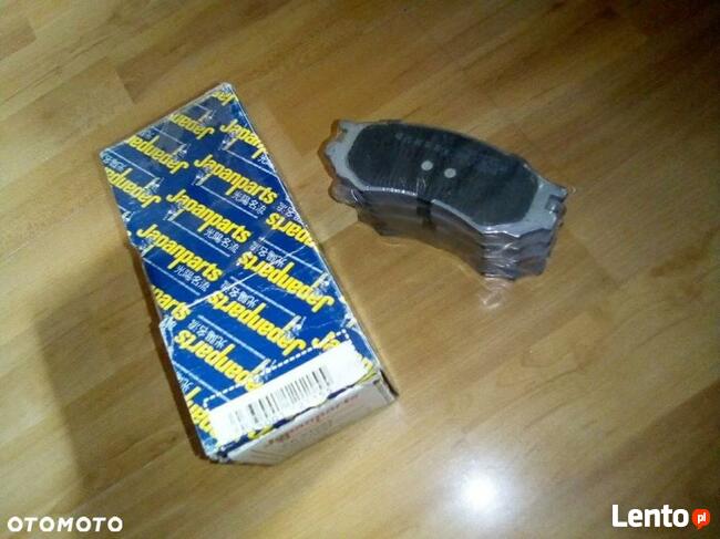 KLOCKI HAMULCOWE Przod NISSAN PRIMERA P10 2.0 D