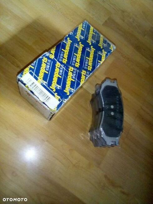 KLOCKI HAMULCOWE Przod NISSAN PRIMERA P10 2.0 D