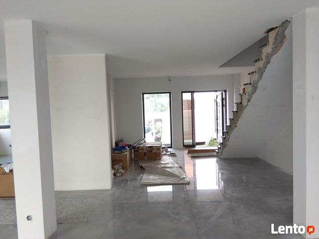 GŁADZ MALOWANIE TRADYCYJNIE I NATRYSKOWO