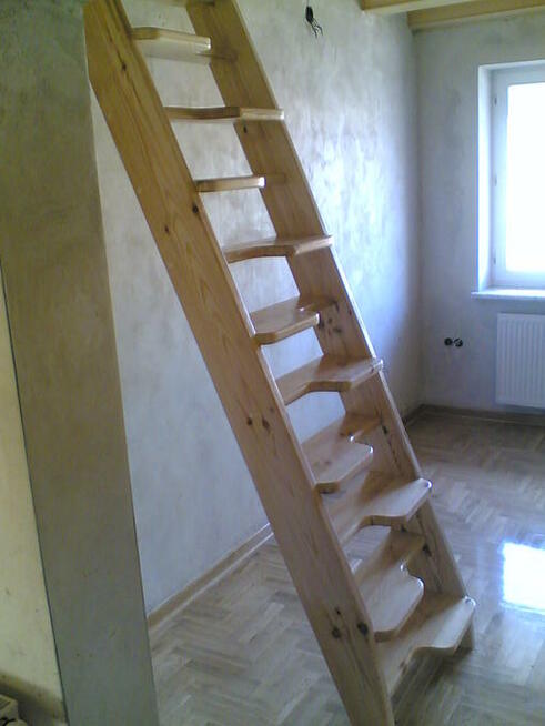 SCHODY KACZE na wysokość 240cm szer.80 jednobiegowe sosonowe