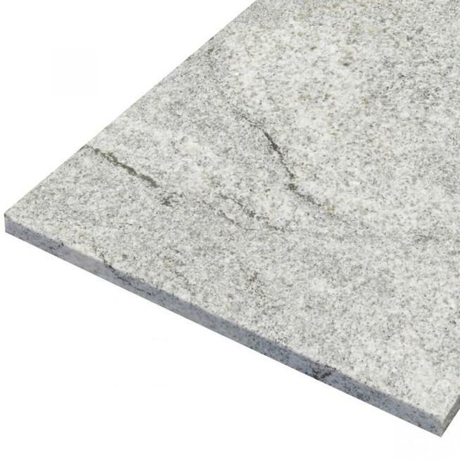 Stopień granitowy Royal Juparana płomieniowany 150x33x2cm