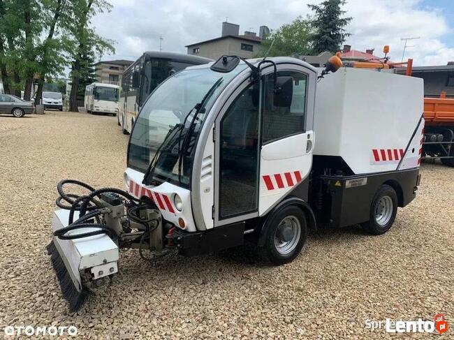 WYNAJEM ŚMIECIARKI ZAKOPANE DZIERŻAWA ŚMIECIAREK ZAKOPANE