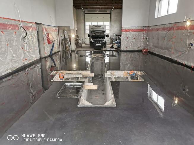 Wylewki Zacieranie betonu posadzki przemysłowe układ.kostki