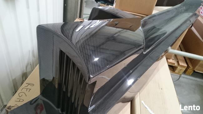 Elementy z carbonu Produkcja i naprawa włókna węglowego