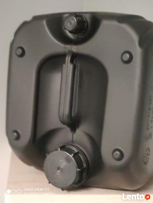 Kanister 20l czarny z odpowietrznikiem baniak karnister