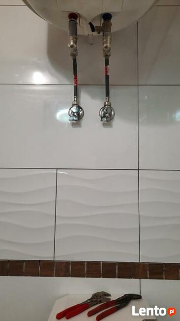 Klapa rewizyjna pod wannę