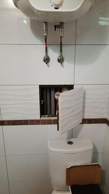 Klapa rewizyjna pod wannę