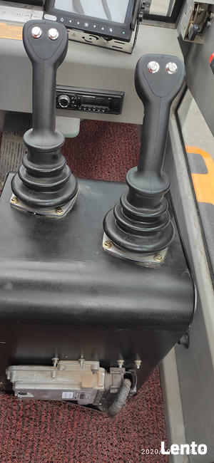 Wózek widłowy HNF 120