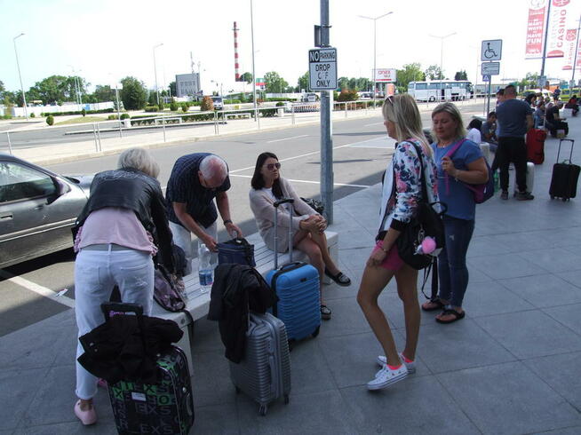 Tanie taxi z lotniska Burgas transfery do kurortów