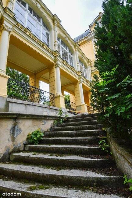 REZERWACJA! Wyjątkowy pałac położony ok.30 km od Karpacza