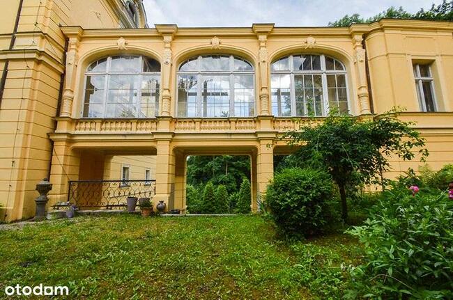 REZERWACJA! Wyjątkowy pałac położony ok.30 km od Karpacza