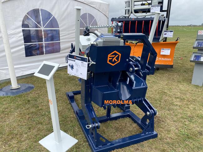 Pług leśny aktywny FK MACHINERY z pogłębiaczem hydromotor