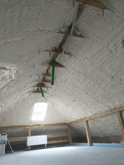 OCIEPLENIE PIANKĄ POLIURETANOWĄ - OLSZTYN