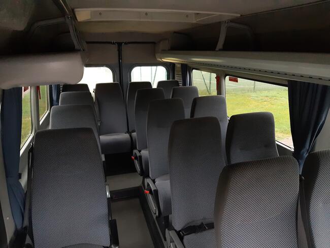 Wynajem BUSa transport osób rozwożenie gości kierowca WESELE