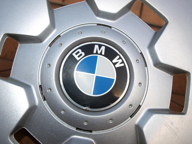 BMW kołpaki 15 oryginalne (komplet 4 sztuki)