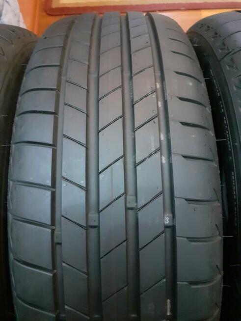 Opony letnie Bridgestone 185/55R15 rok 2022