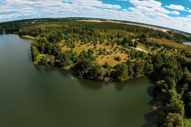 Działka rekreacyjno-budowlana nad jeziorem Dąbrowa Wielka.