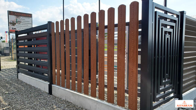 Tanie ogrodzenie metalowe SICURO SI-02, samodzielny montaż