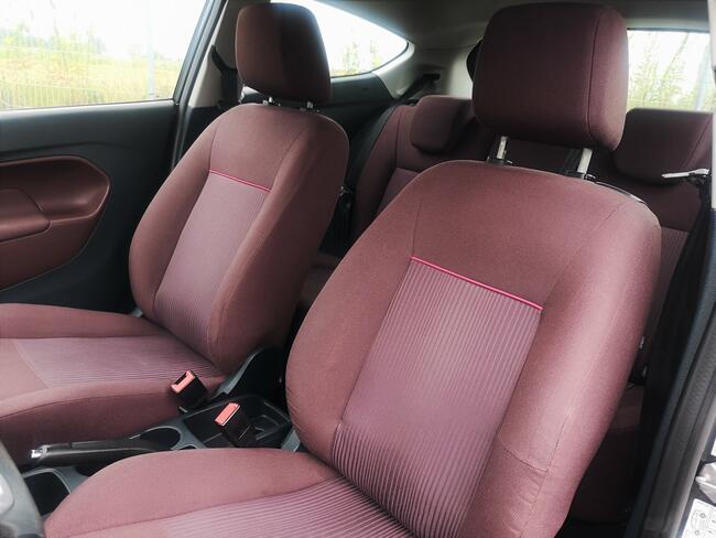 Sprzedam Forda Fiesta benzyna klimatyzacja bezpośrednio