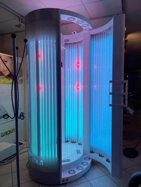 Solarium kabina stojąca SHINY Eurosun