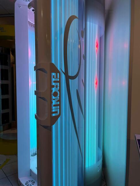 Solarium kabina stojąca SHINY Eurosun