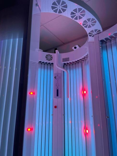 Solarium kabina stojąca SHINY Eurosun