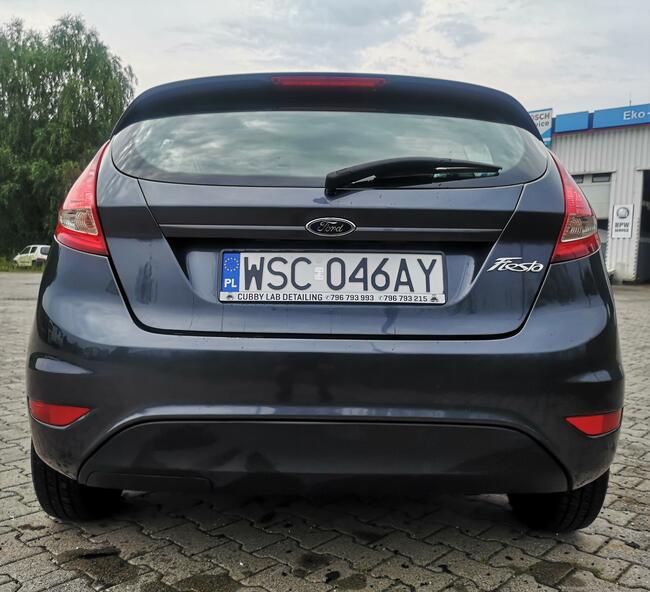 Sprzedam Forda Fiesta benzyna klimatyzacja bezpośrednio