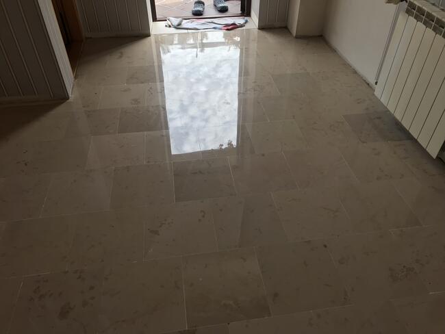 Renowacja posadzek kamiennych, polerowanie posadzek, marmur